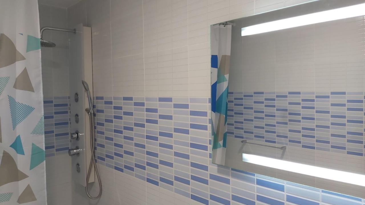 شقة Del Parque Flats Meseta Swimmingpool توريمولينوس المظهر الخارجي الصورة