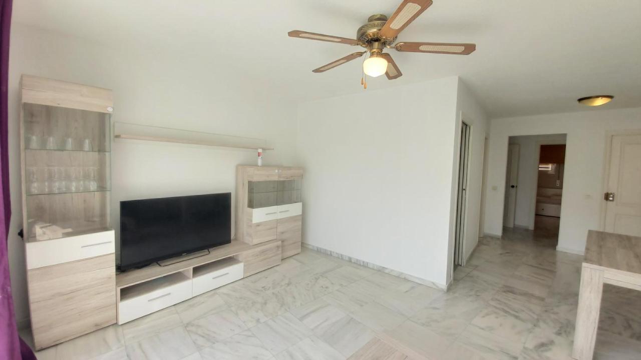 شقة Del Parque Flats Meseta Swimmingpool توريمولينوس المظهر الخارجي الصورة